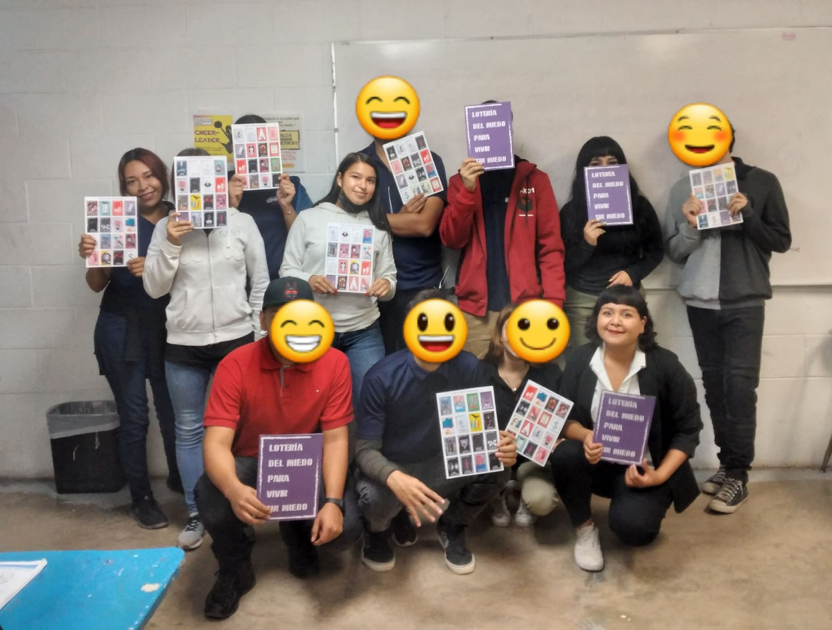Taller Plurrealidades, mujeres e identidades