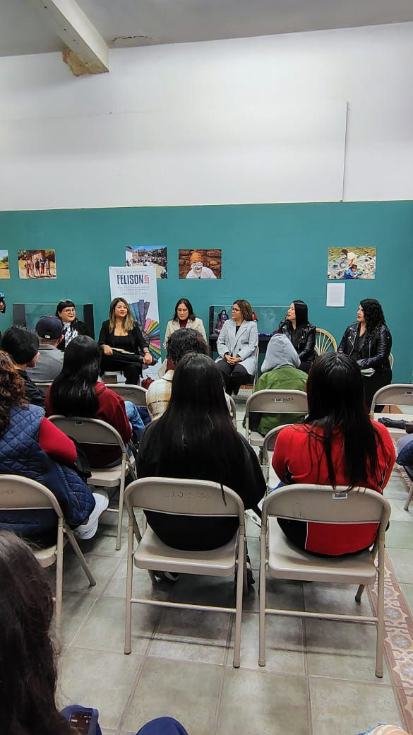 Conversatorio "las de aquí: escritoras sonorenses contemporáneas" en la felison 2024