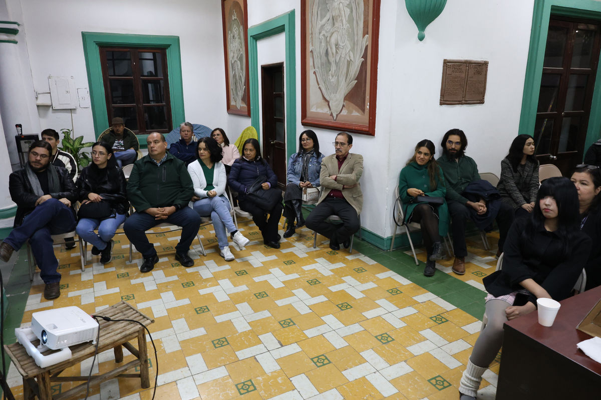 Conversatorio "las de aquí: escritoras sonorenses contemporáneas" en la felison 2024